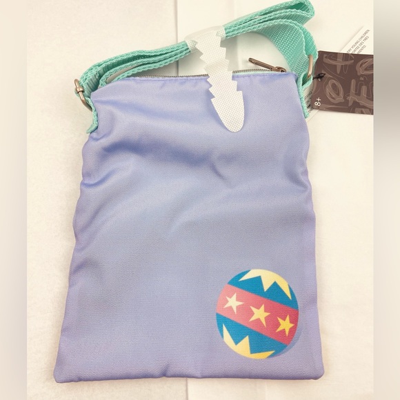 Loungefly Dumbo Bath Time Passport Crossbody Bag - Picture 4 of 8